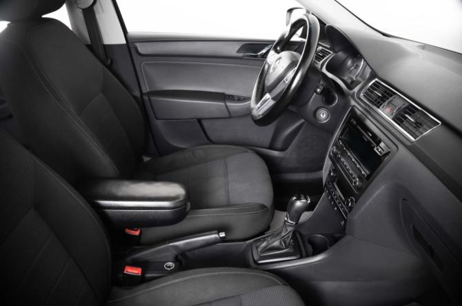 Skoda Rapid I с пробегом 2014 года, цена 999 000 рублей, 244158 км, лифтбек, Автокод Объявления