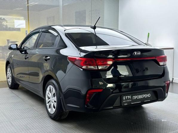 Kia Rio IV с пробегом 2018 года, цена 1 280 000 рублей, 135000 км, седан, Автокод Объявления