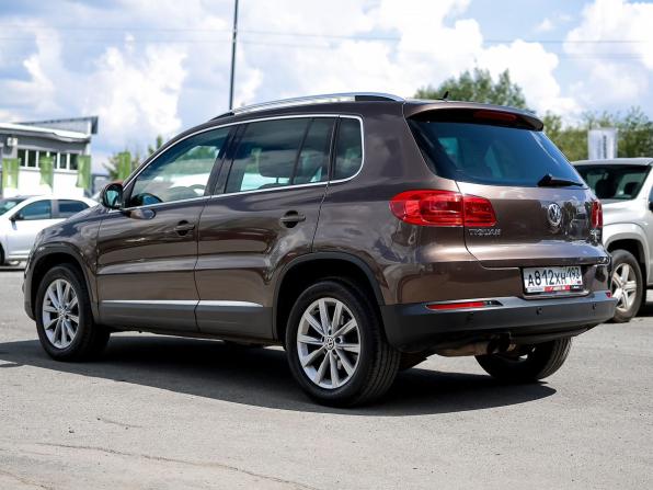 Volkswagen Tiguan I Рестайлинг с пробегом 2013 года, цена 1 559 000 рублей, 182000 км, внедорожник, Автокод Объявления