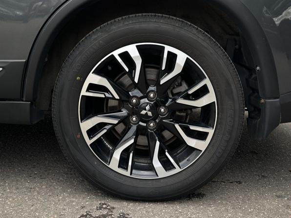 Mitsubishi Outlander III Рестайлинг 3 с пробегом 2021 года, цена 2 200 000 рублей, 130374 км, внедорожник, Автокод Объявления
