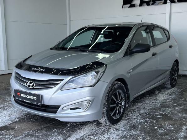 Hyundai Solaris I Рестайлинг с пробегом 2016 года, цена 899 000 рублей, 125000 км, хэтчбек, Автокод Объявления