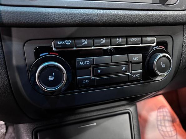 Volkswagen Tiguan I Рестайлинг с пробегом 2013 года, цена 1 040 000 рублей, 170987 км, внедорожник, Автокод Объявления