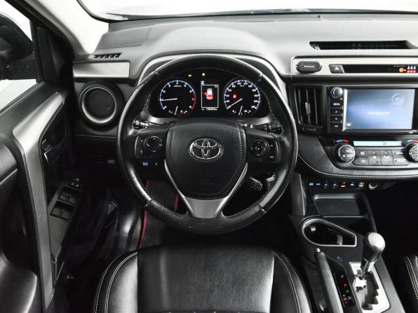 Toyota RAV4 IV (XA40) Рестайлинг с пробегом 2016 года, цена 2 300 000 рублей, 150265 км, внедорожник, Автокод Объявления