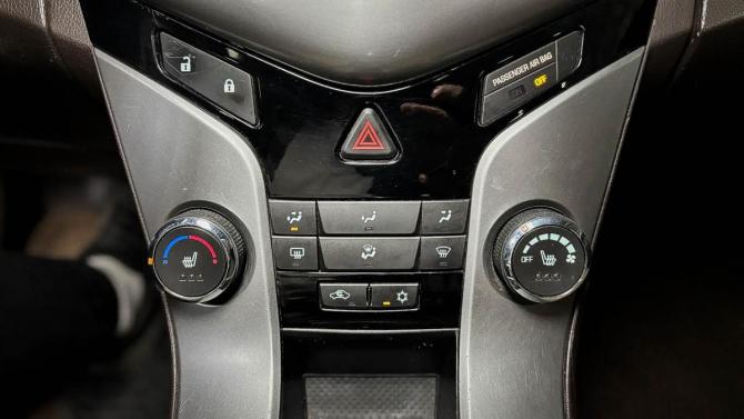 Chevrolet Cruze I с пробегом 2012 года, цена 750 000 рублей, 232752 км, седан, Автокод Объявления