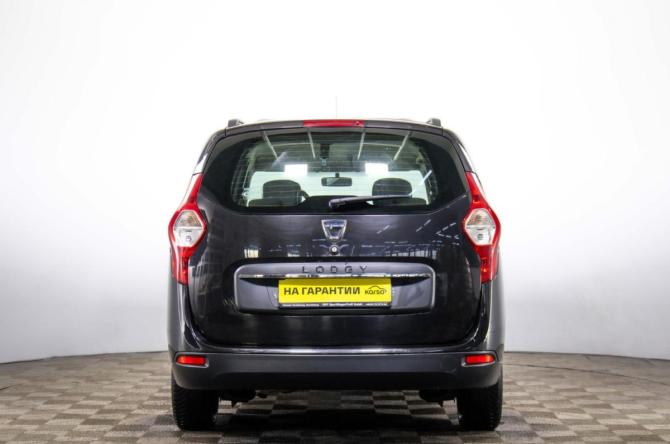 Dacia Lodgy I с пробегом 2018 года, цена 1 649 000 рублей, 148625 км, компактвэн, Автокод Объявления