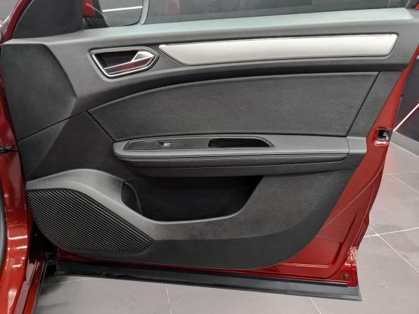 Renault Arkana I с пробегом 2022 года, цена 2 019 000 рублей, 11000 км, внедорожник, Автокод Объявления