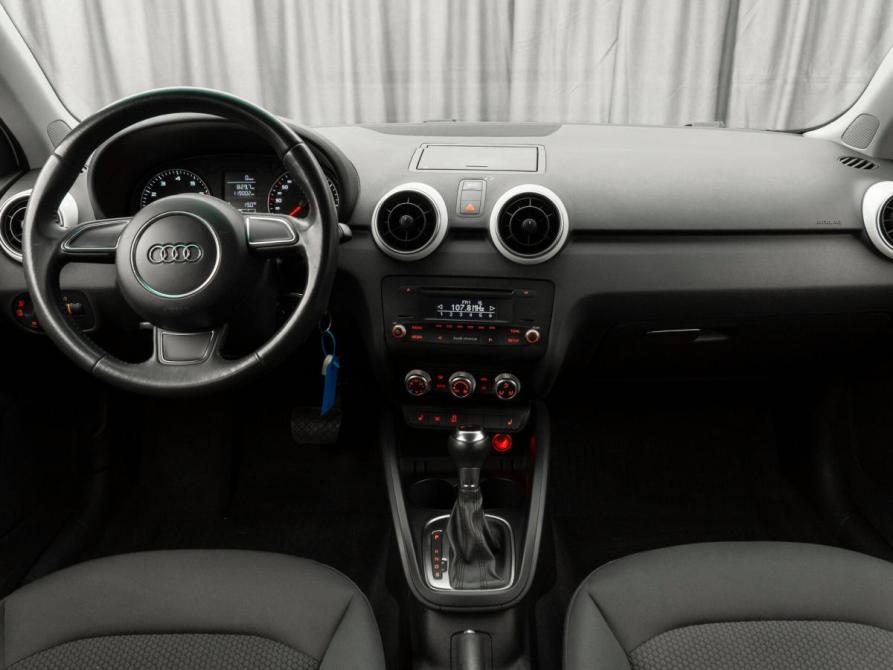 Audi A1 I (8X) Москва  - изображение 8