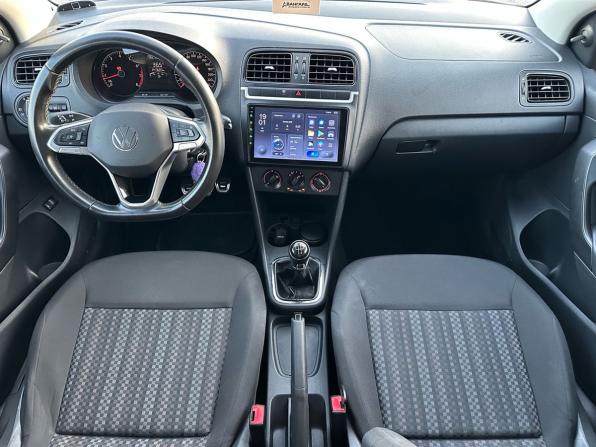 Volkswagen Polo V Рестайлинг с пробегом 2018 года, цена 930 000 рублей, 247620 км, седан, Автокод Объявления