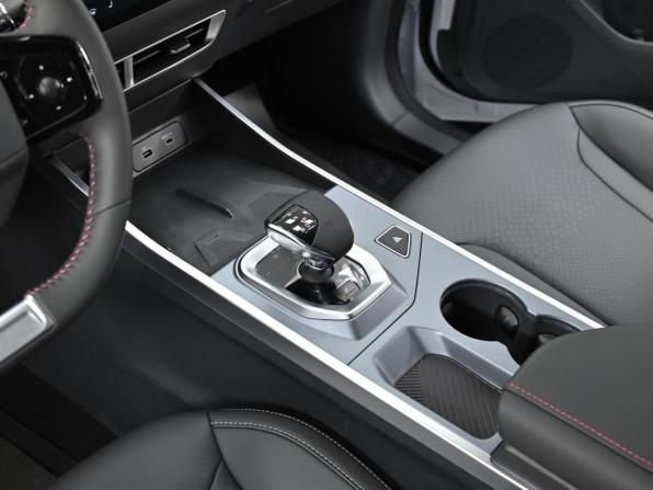 JETOUR DASHING I с пробегом 2026 года, цена 2 049 000 рублей, 8 км, внедорожник, Автокод Объявления