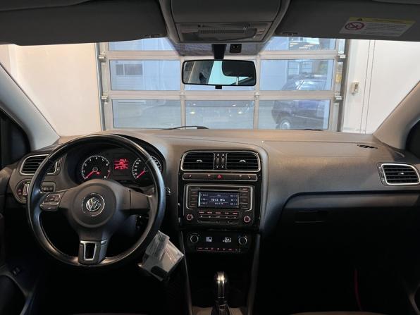 Volkswagen Polo V с пробегом 2014 года, цена 1 133 000 рублей, 104302 км, седан, Автокод Объявления