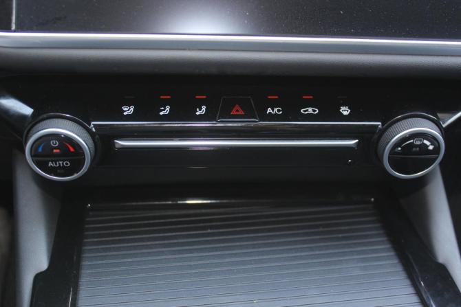 Omoda S5 с пробегом 2023 года, цена 1 397 000 рублей, 56017 км, седан, Автокод Объявления