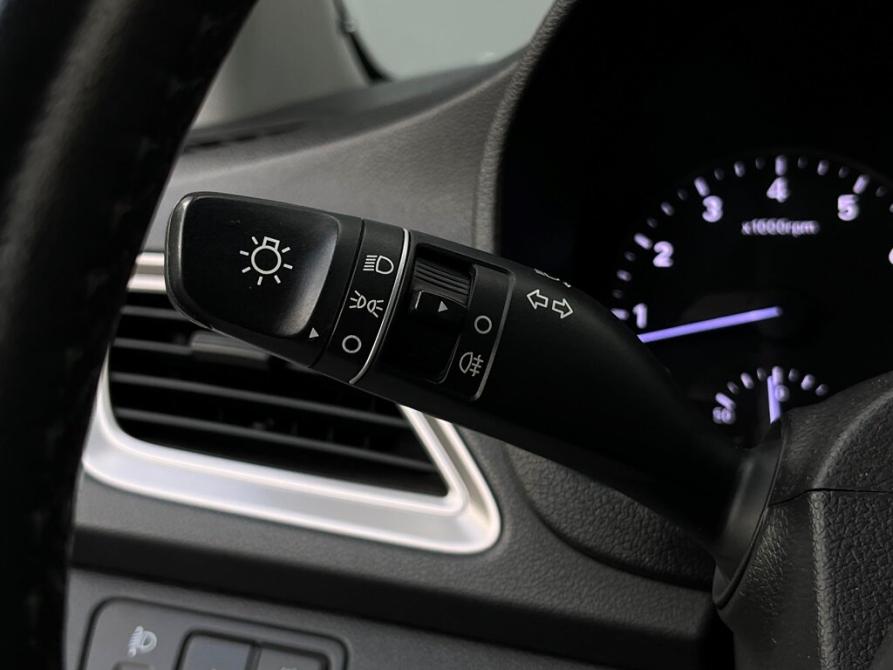 Hyundai Solaris II Санкт-Петербург  - изображение 17