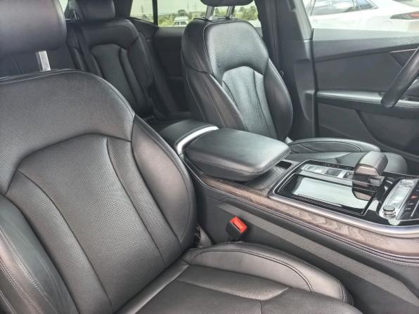 Audi Q8 I (4M) с пробегом 2018 года, цена 4 250 000 рублей, 153043 км, внедорожник, Автокод Объявления