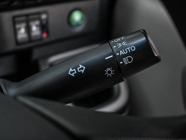 Honda Stepwgn V с пробегом 2017 года, цена 1 899 000 рублей, 92457 км, минивэн, Автокод Объявления