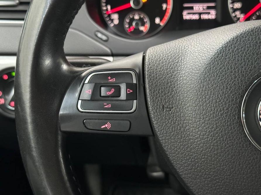 Volkswagen Jetta VI Красноярск  - изображение 9