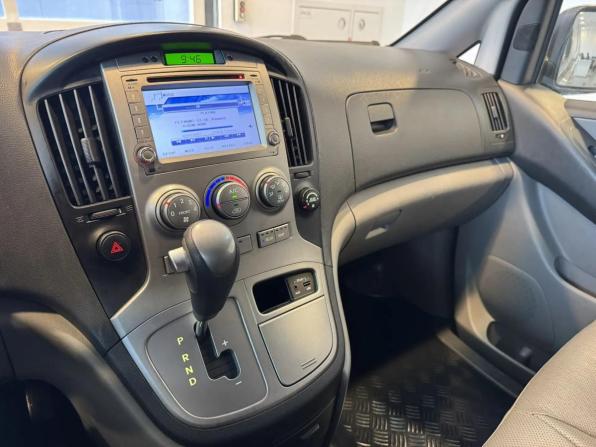 Hyundai Grand Starex I с пробегом 2013 года, цена 1 720 000 рублей, 213026 км, минивэн, Автокод Объявления