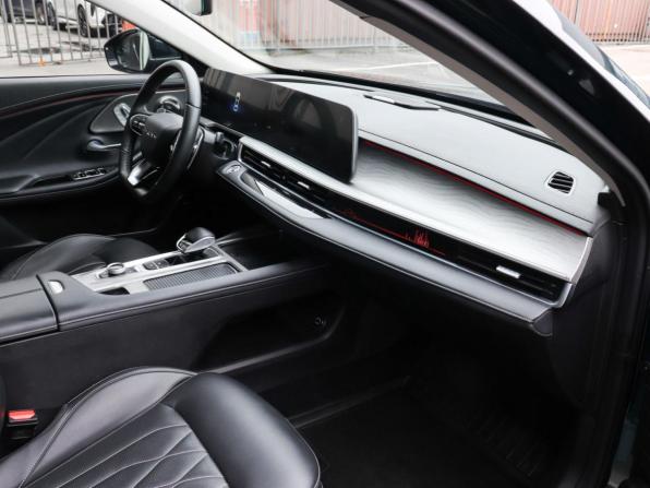 Chery Arrizo 8 с пробегом 2023 года, цена 2 230 000 рублей, 52770 км, седан, Автокод Объявления