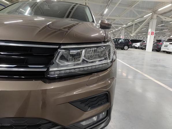Volkswagen Tiguan II с пробегом 2019 года, цена 2 700 000 рублей, 71750 км, внедорожник, Автокод Объявления