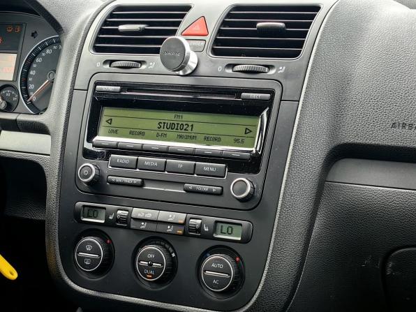Volkswagen Jetta V с пробегом 2009 года, цена 309 000 рублей, 265000 км, седан, Автокод Объявления