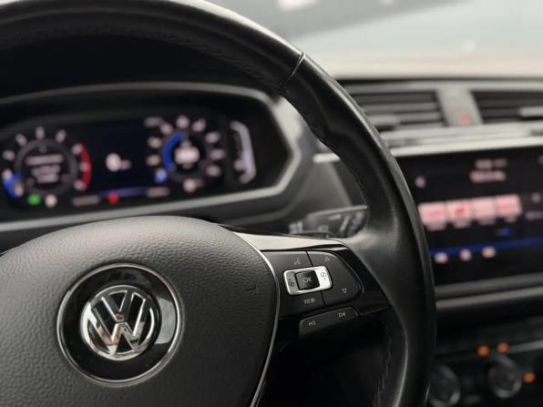 Volkswagen Tiguan II с пробегом 2019 года, цена 2 349 000 рублей, 100989 км, внедорожник, Автокод Объявления