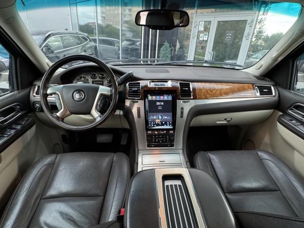 Cadillac Escalade III с пробегом 2013 года, цена 1 899 000 рублей, 265535 км, внедорожник, Автокод Объявления