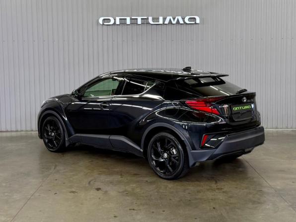 Toyota C-HR I Рестайлинг с пробегом 2021 года, цена 1 997 000 рублей, 72229 км, внедорожник, Автокод Объявления