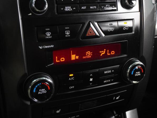 Kia Sorento II с пробегом 2011 года, цена 1 325 000 рублей, 223121 км, внедорожник, Автокод Объявления