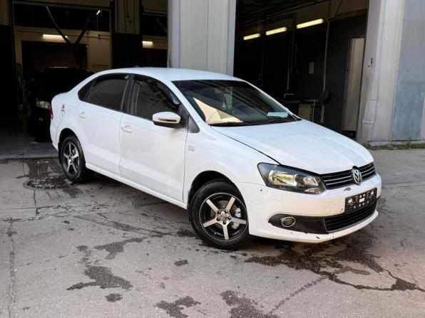 Volkswagen Polo V с пробегом 2014 года, цена 765 000 рублей, 171200 км, седан, Автокод Объявления