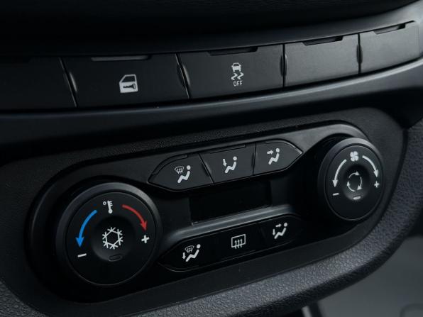 Lada (ВАЗ) Vesta I с пробегом 2020 года, цена 1 310 000 рублей, 49000 км, универсал, Автокод Объявления