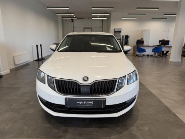 Skoda Octavia III (A7) Рестайлинг с пробегом 2019 года, цена 1 487 000 рублей, 140096 км, лифтбек, Автокод Объявления