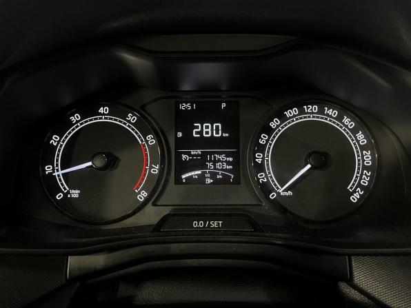 Skoda Rapid II с пробегом 2021 года, цена 1 449 900 рублей, 75103 км, лифтбек, Автокод Объявления