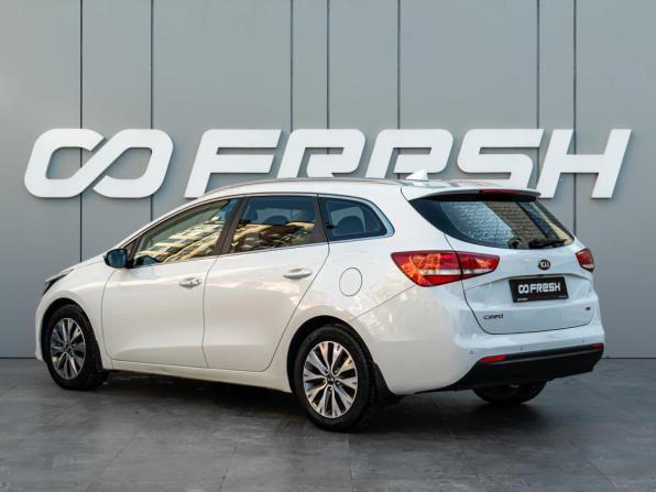 Kia Ceed II Рестайлинг с пробегом 2018 года, цена 1 575 000 рублей, 95336 км, универсал, Автокод Объявления