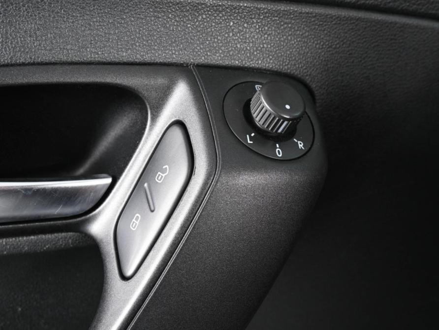Volkswagen Polo V Рестайлинг Ростов-на-Дону  - изображение 16