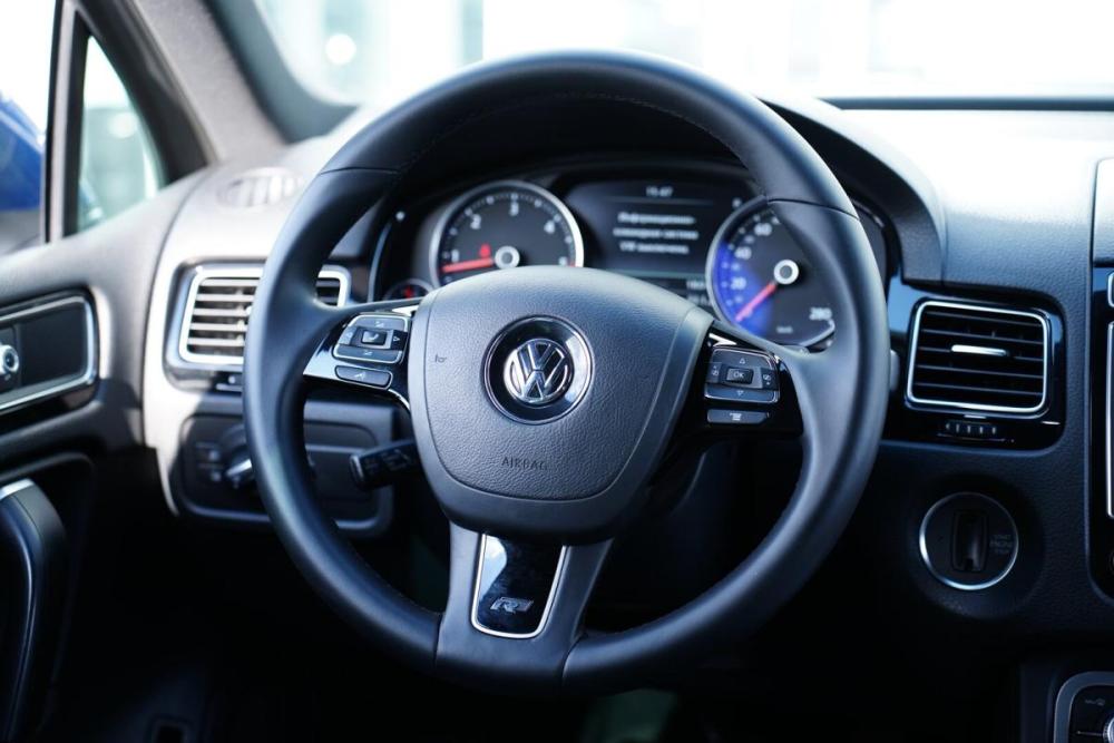 Volkswagen Touareg II Рестайлинг Крым  - изображение 13