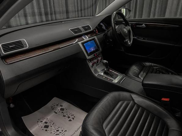 Volkswagen Passat B7 с пробегом 2012 года, цена 1 150 000 рублей, 122100 км, универсал, Автокод Объявления