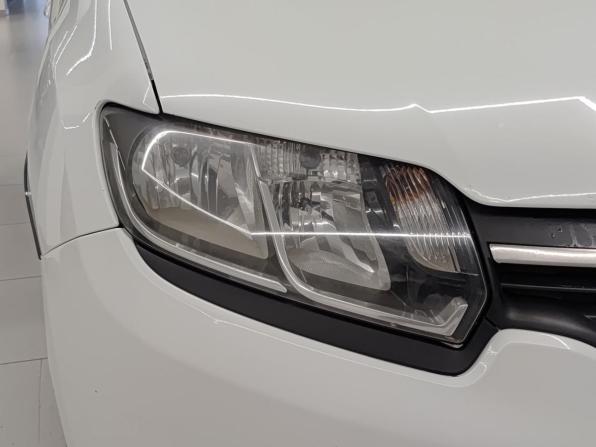 Renault Sandero II с пробегом 2017 года, цена 773 000 рублей, 245831 км, хэтчбек, Автокод Объявления