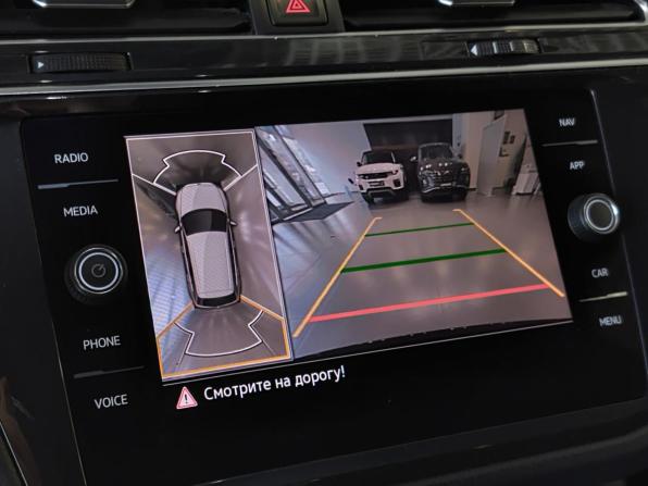 Volkswagen Tiguan II Рестайлинг с пробегом 2021 года, цена 4 090 000 рублей, 94158 км, внедорожник, Автокод Объявления