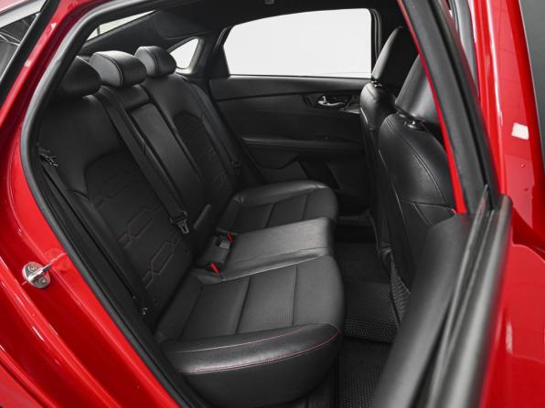 Kia Forte III Рестайлинг с пробегом 2021 года, цена 2 288 000 рублей, 103546 км, седан, Автокод Объявления