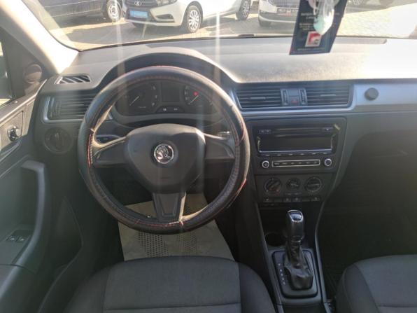 Skoda Rapid I с пробегом 2015 года, цена 1 029 900 рублей, 161287 км, лифтбек, Автокод Объявления