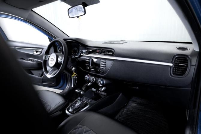 Kia Rio IV с пробегом 2018 года, цена 1 220 000 рублей, 180000 км, хэтчбек, Автокод Объявления