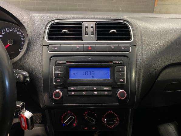 Volkswagen Polo V с пробегом 2011 года, цена 600 000 рублей, 279125 км, седан, Автокод Объявления