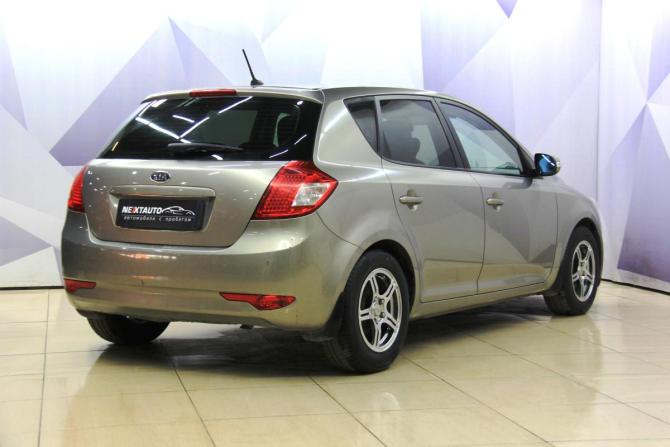 Kia Ceed I Рестайлинг с пробегом 2010 года, цена 743 000 рублей, 214000 км, хэтчбек, Автокод Объявления