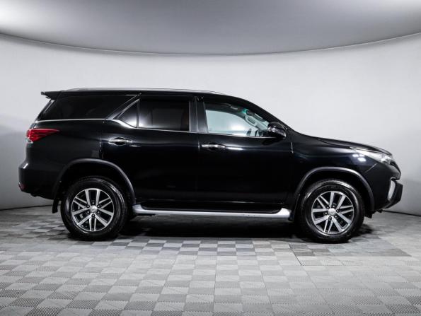 Toyota Fortuner II с пробегом 2017 года, цена 4 199 000 рублей, 20200 км, внедорожник, Автокод Объявления
