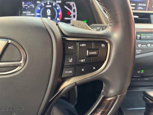 Lexus ES VII с пробегом 2021 года, цена 4 050 000 рублей, 7553 км, седан, Автокод Объявления