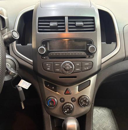 Chevrolet Aveo II с пробегом 2015 года, цена 650 000 рублей, 136098 км, седан, Автокод Объявления