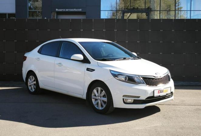 Kia Rio III Рестайлинг с пробегом 2016 года, цена 850 000 рублей, 142000 км, седан, Автокод Объявления