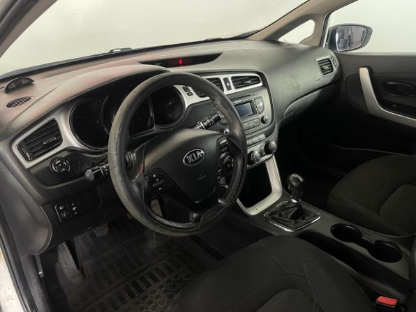 Kia Ceed II с пробегом 2014 года, цена 821 000 рублей, 157000 км, хэтчбек, Автокод Объявления