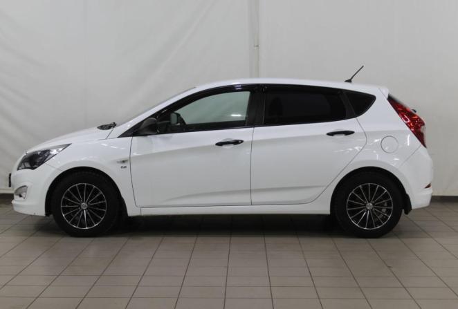 Hyundai Solaris I Рестайлинг с пробегом 2015 года, цена 980 000 рублей, 136520 км, хэтчбек, Автокод Объявления