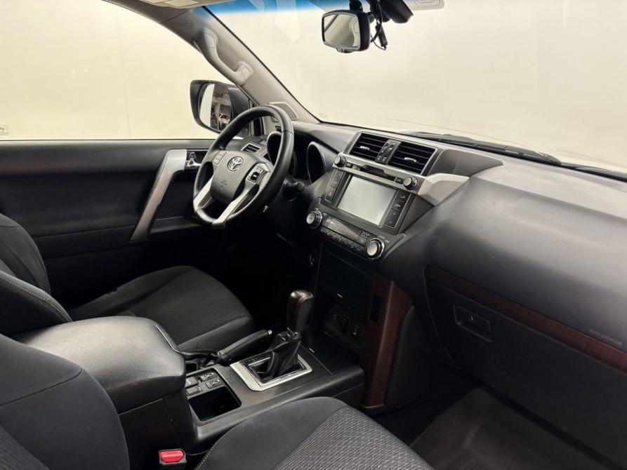 Toyota Land Cruiser Prado 150 Series Рестайлинг 1 Вологда  - изображение 11