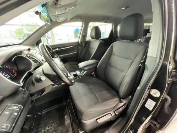 Kia Sorento II Рестайлинг с пробегом 2017 года, цена 1 795 000 рублей, 199245 км, внедорожник, Автокод Объявления